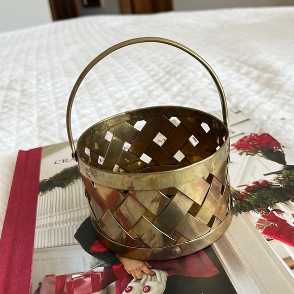 Vintage small brass basket - Picture 1 of 2